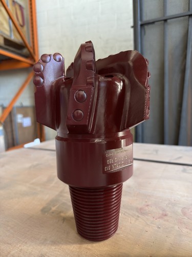 Pdc drill bit in - drill,